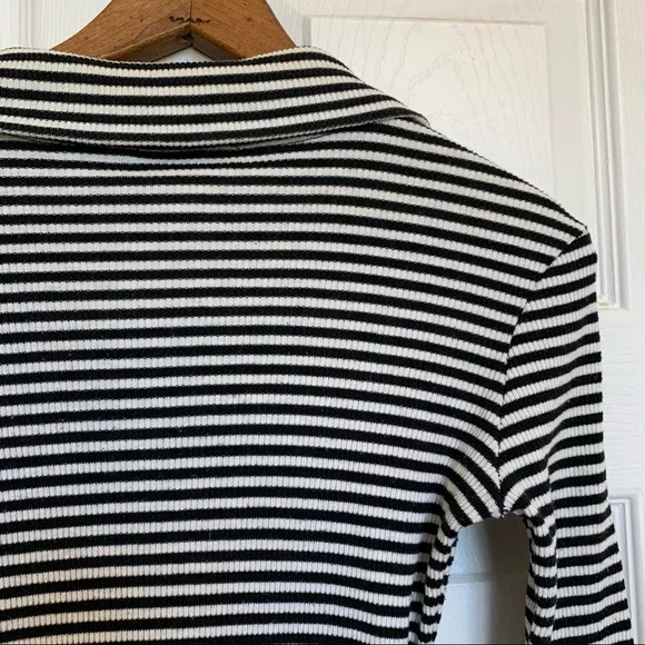 Vintage 90’s Le Chateau Long Sleeve Lace-up Top Black and White Stripe Size XS - Picture 3 of 8